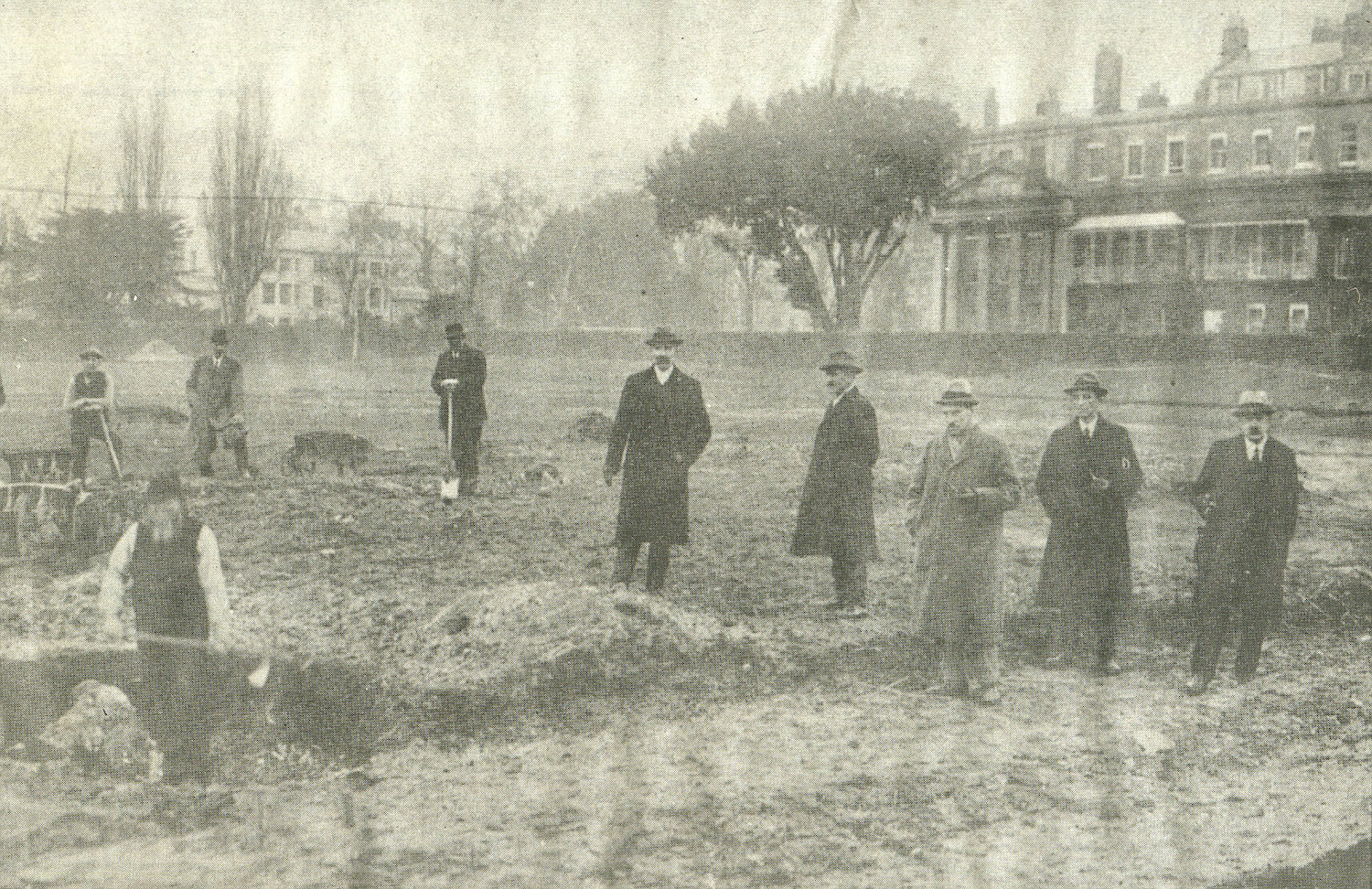 Preparing the new green at Suffolk Square – 1920